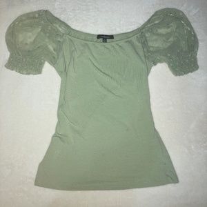 Ambiance - Light green cotton-felt top + ruffle sleeves (SMALL)